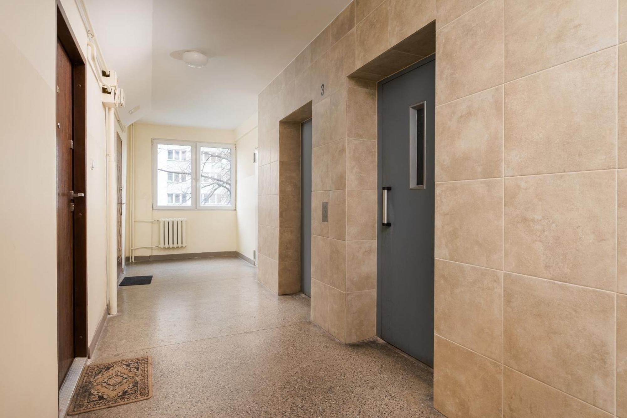 Metro Swietokrzyska Apartament